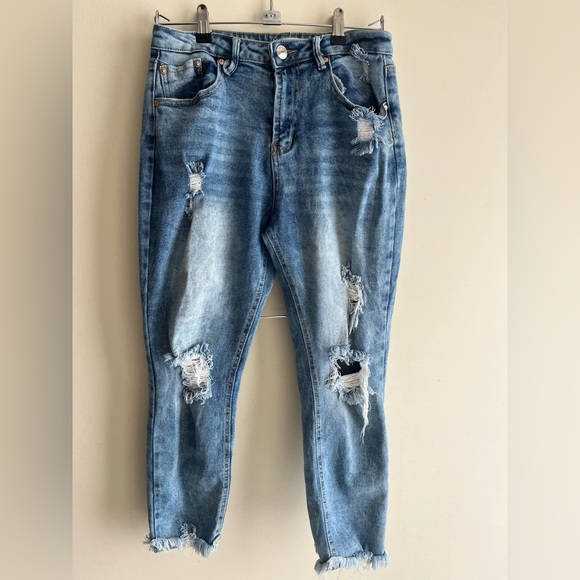 Almost Famous women size 9 Almost Famous Light Blue Denim - Picture 1 of 9